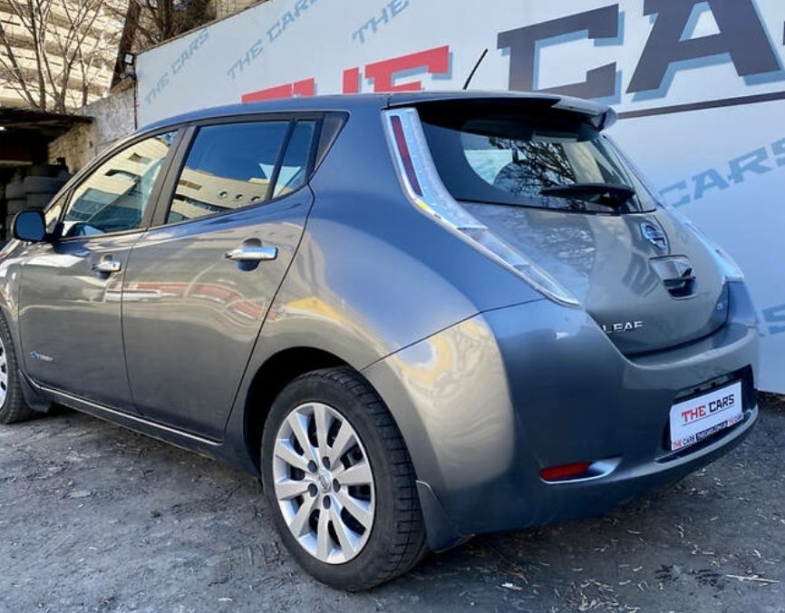 Nissan Leaf 2014