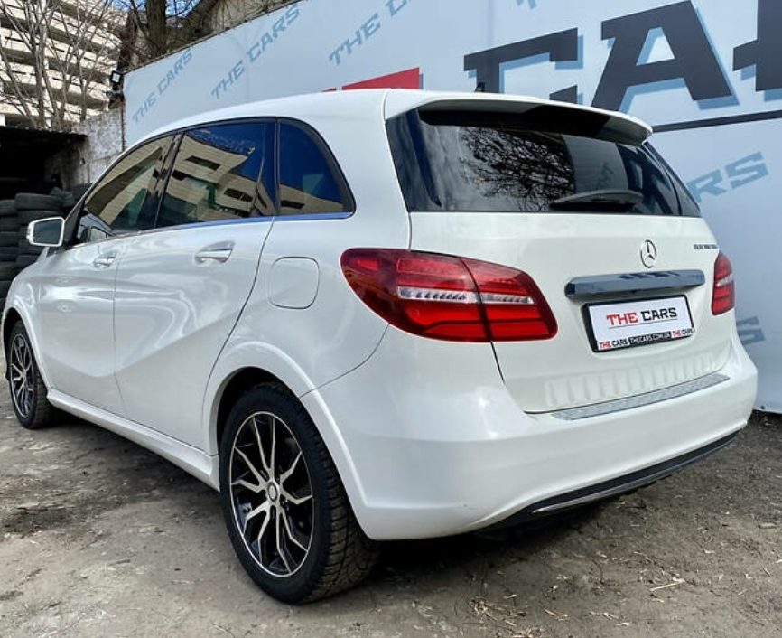 Mercedes-Benz B 250 2015