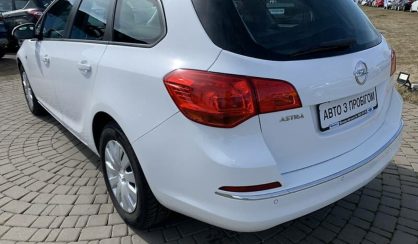 Opel Astra J 2015