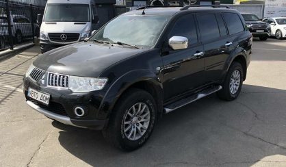 Mitsubishi Pajero 2011