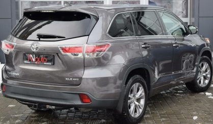 Toyota Highlander 2016