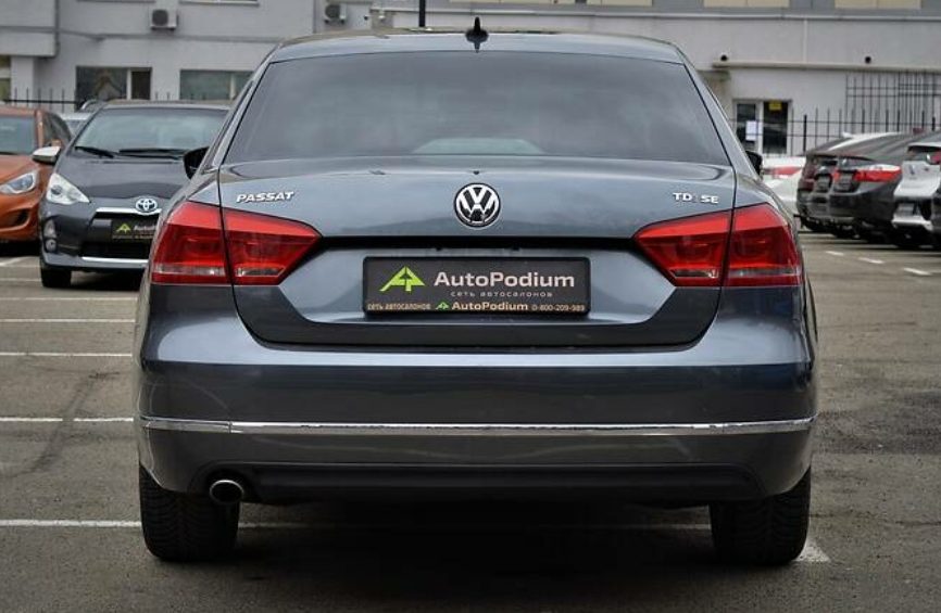 Volkswagen Passat B7 2012