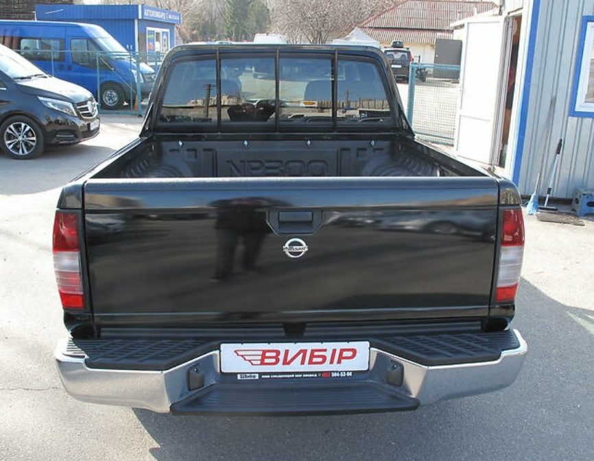 Nissan NP300 2013