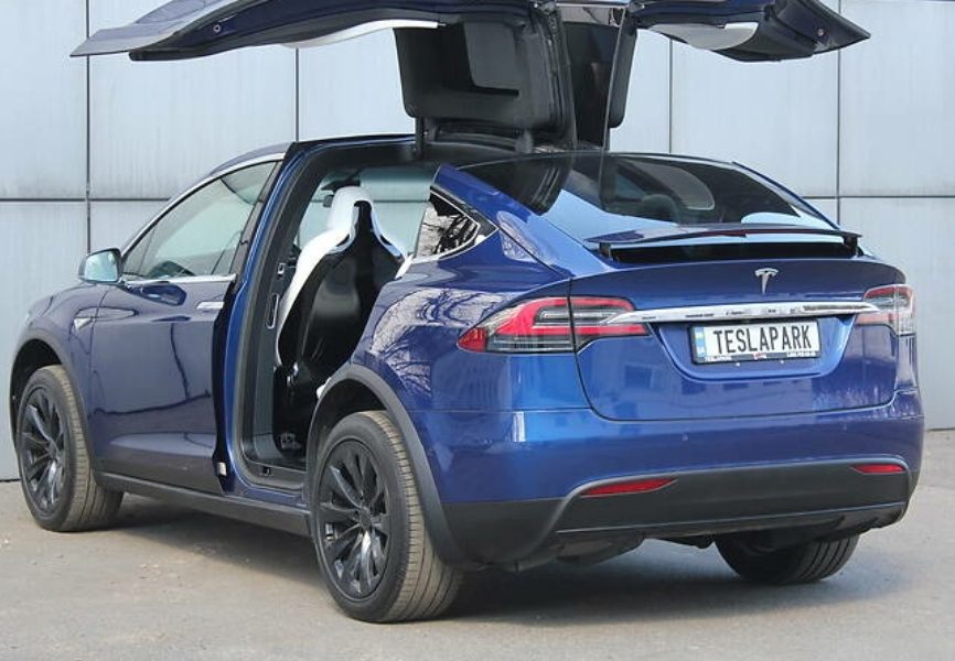 Tesla Model X 2016