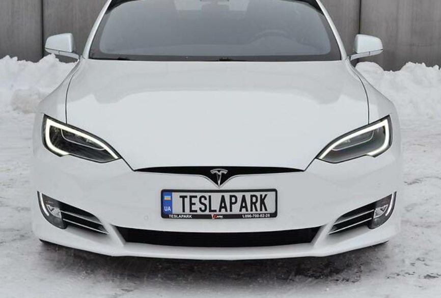 Tesla Model S 2017