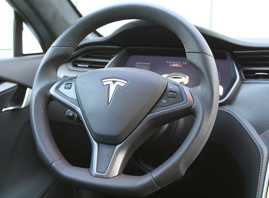 Tesla Model S 2019