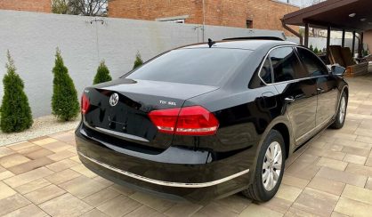 Volkswagen Passat B7 2012