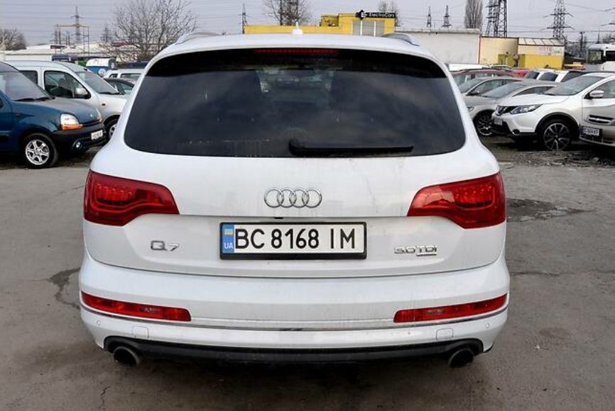 Audi Q7 2012