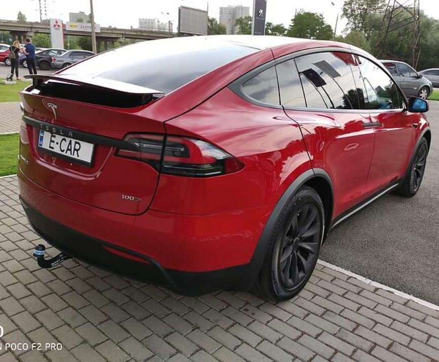 Tesla Model X 2018