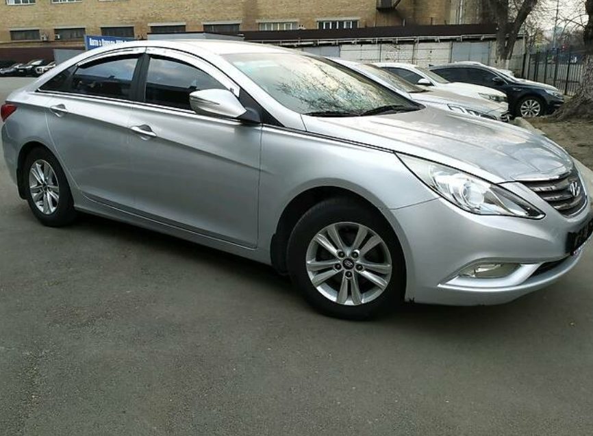 Hyundai Sonata 2012