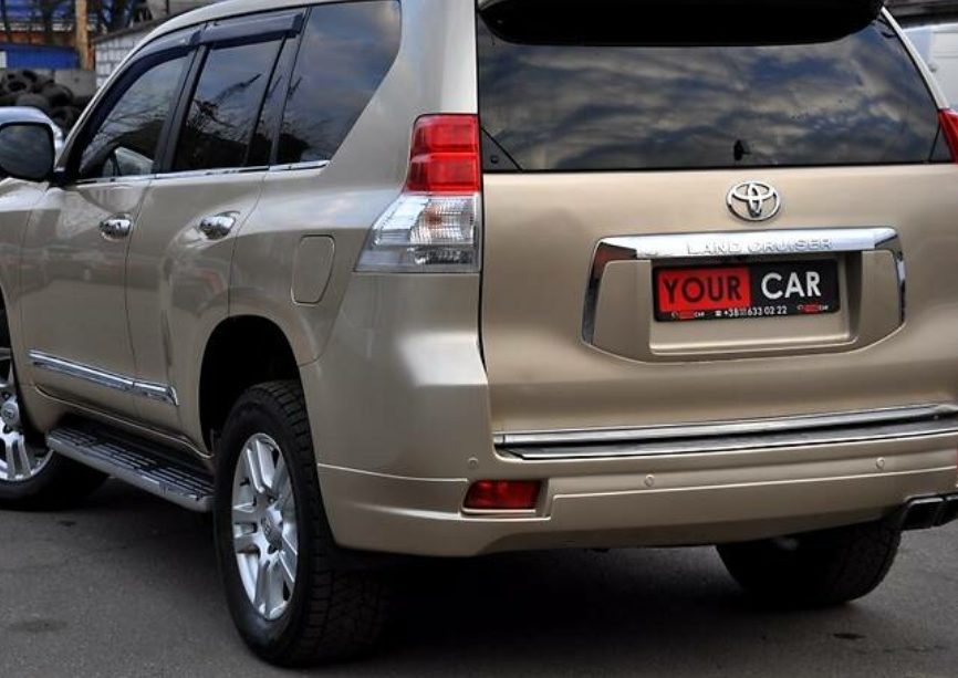 Toyota Land Cruiser Prado 150 2010