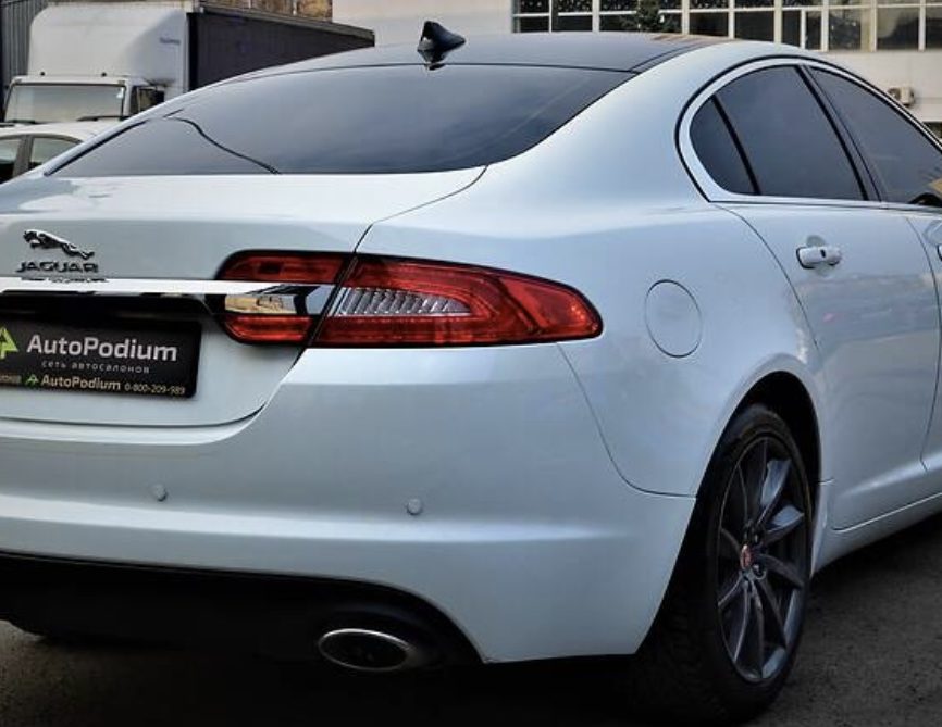 Jaguar XF 2014