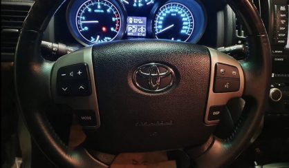 Toyota Land Cruiser 200 2010