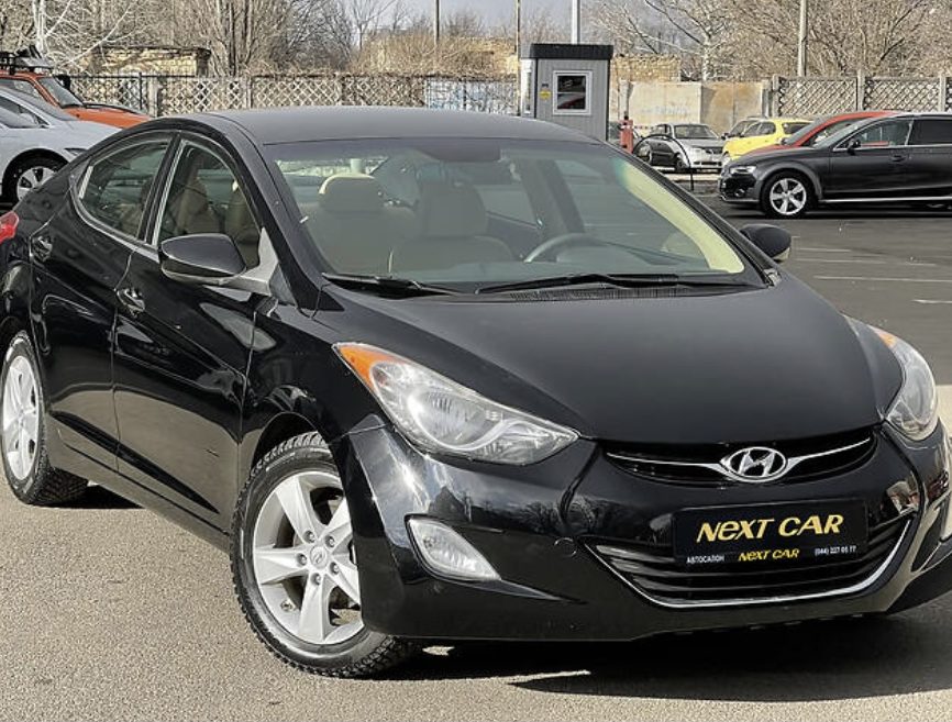 Hyundai Elantra 2013