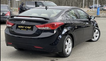 Hyundai Elantra 2013