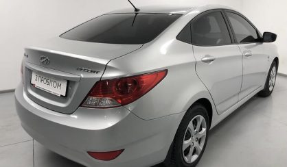 Hyundai Accent 2011