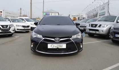 Toyota Camry 2016