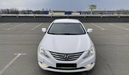 Hyundai Sonata 2011