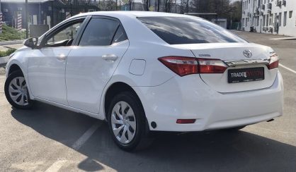 Toyota Corolla 2015