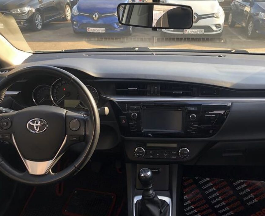 Toyota Corolla 2015