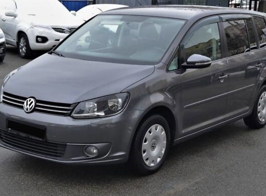 Volkswagen Touran 2011