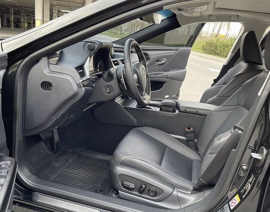 Lexus ES 250 2019