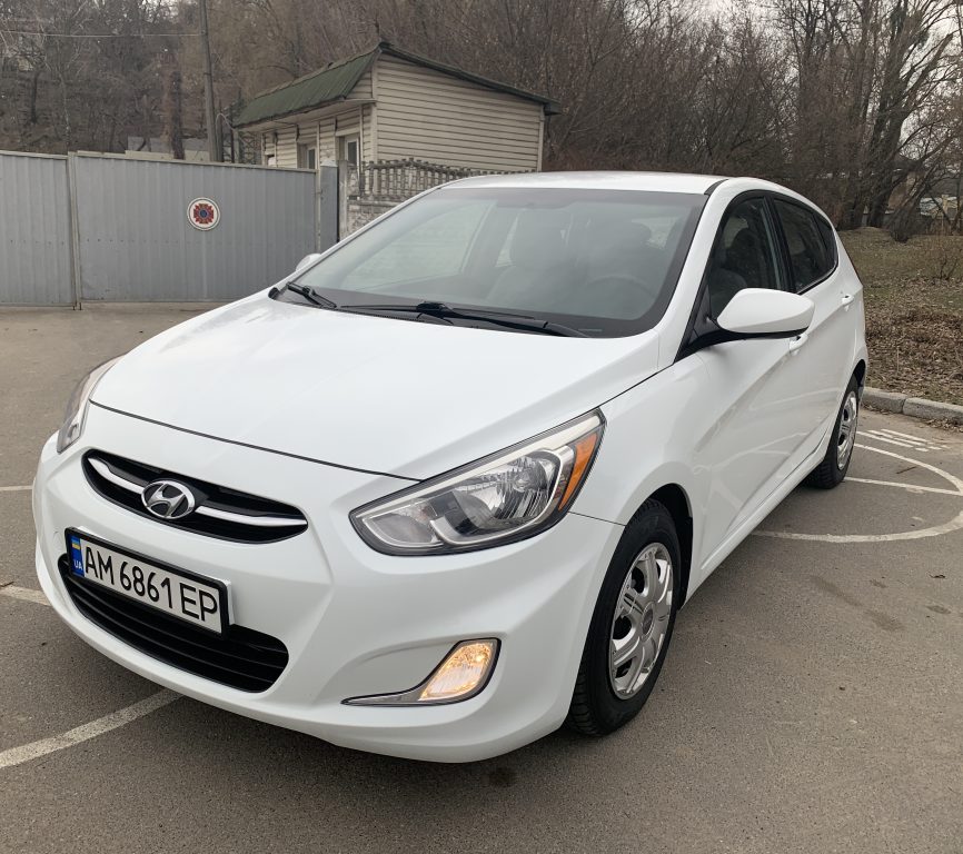 Hyundai Accent 2015