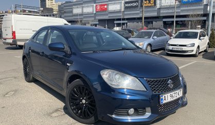 Suzuki Kizashi 2012