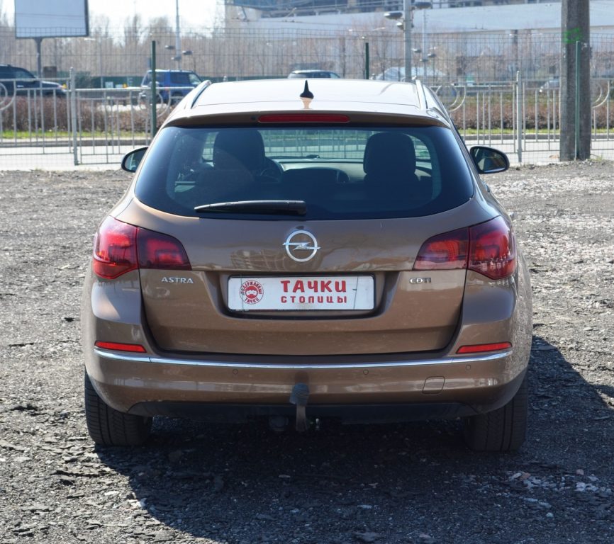 Opel Astra J 2015