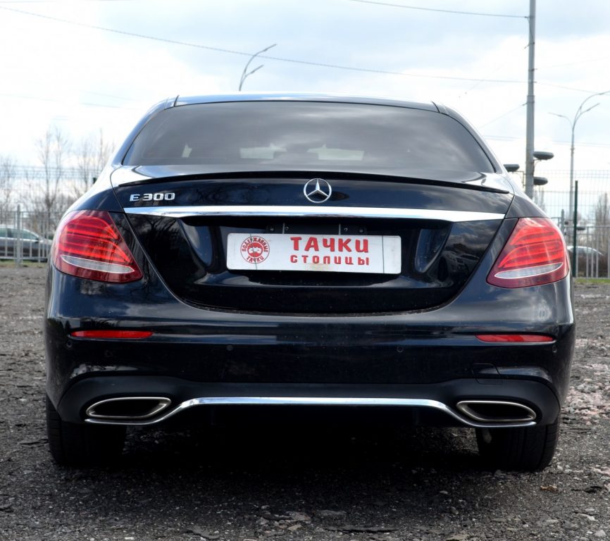 Mercedes-Benz E-Class 2016