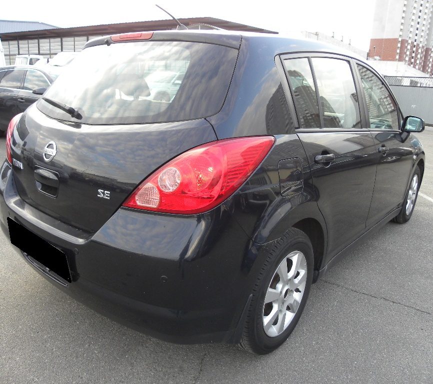 Nissan TIIDA 2008