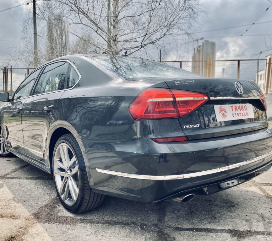 Volkswagen Passat B8 2016