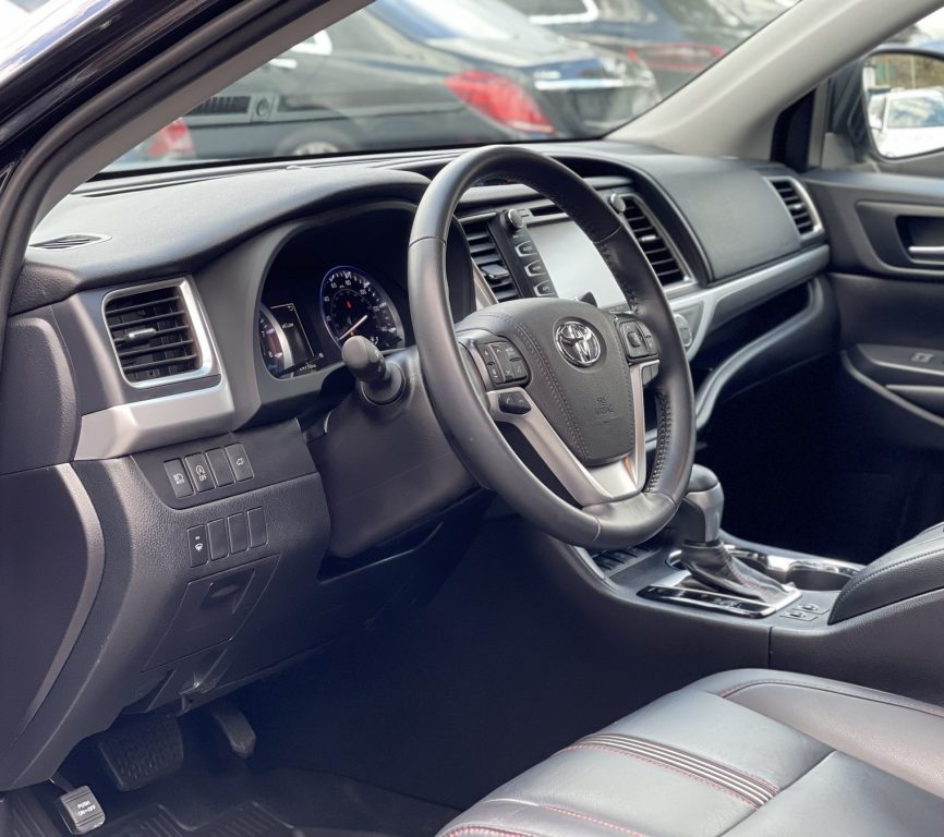 Toyota Highlander 2019