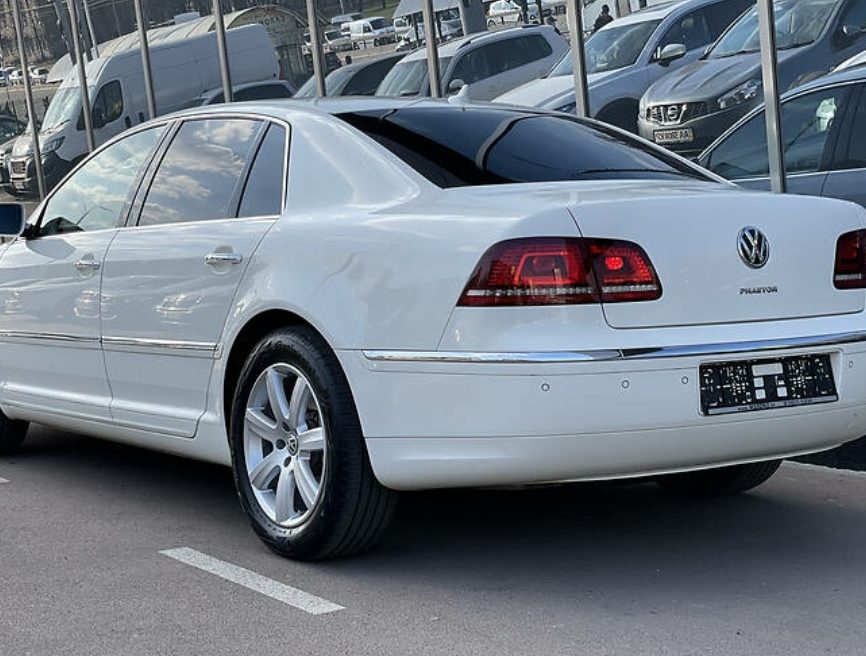 Volkswagen Phaeton 2014