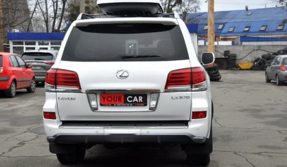 Lexus LX 570 2012