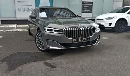 BMW 750 2019