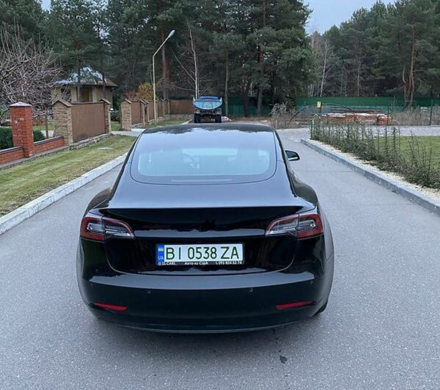 Tesla Model 3 2020