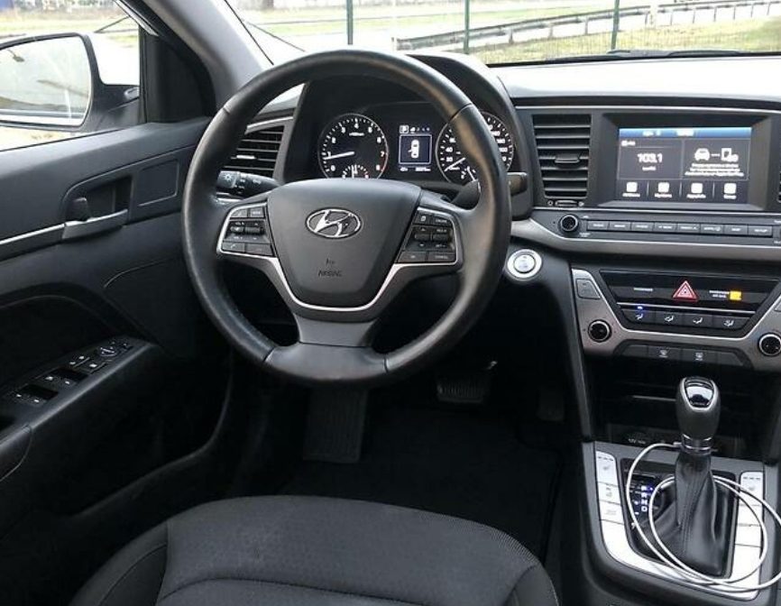 Hyundai Elantra 2018