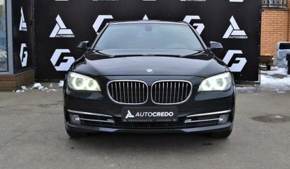 BMW 740 2012