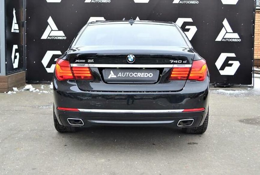 BMW 740 2012