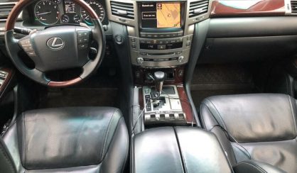 Lexus LX 570 2012