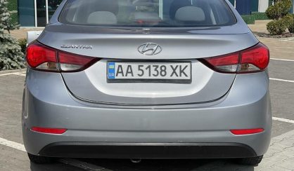 Hyundai Elantra 2015