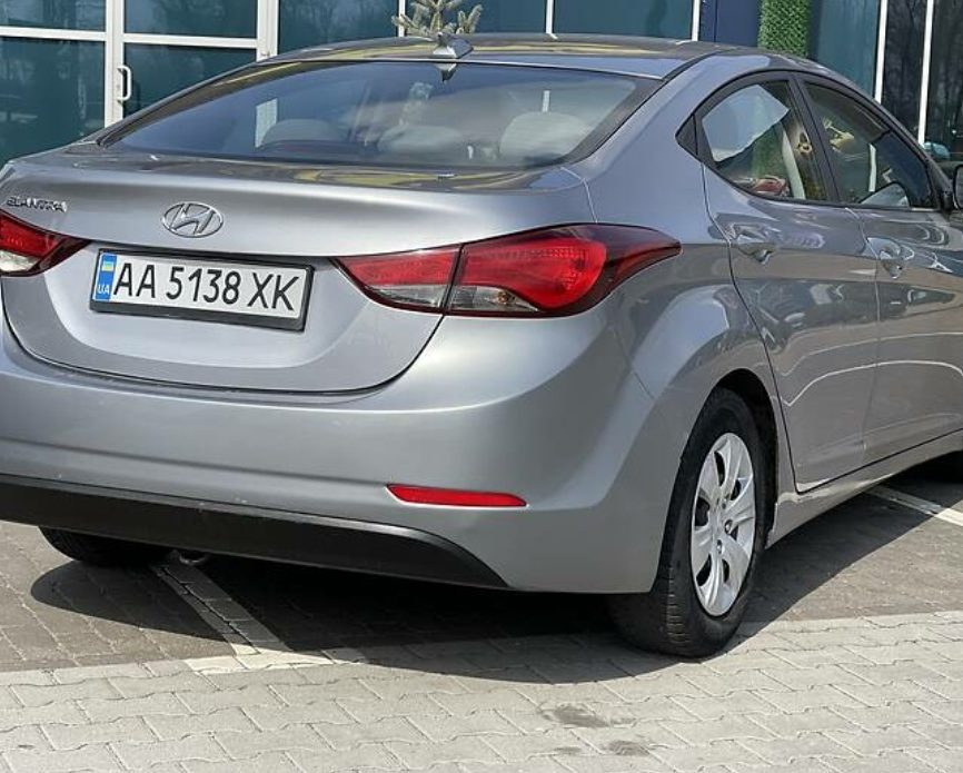 Hyundai Elantra 2015