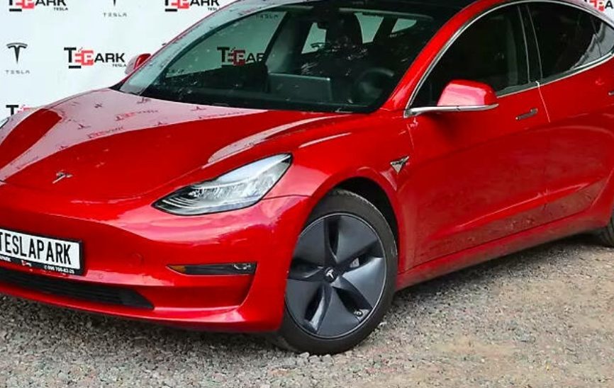 Tesla Model 3 2018