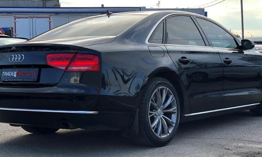 Audi A8 2011