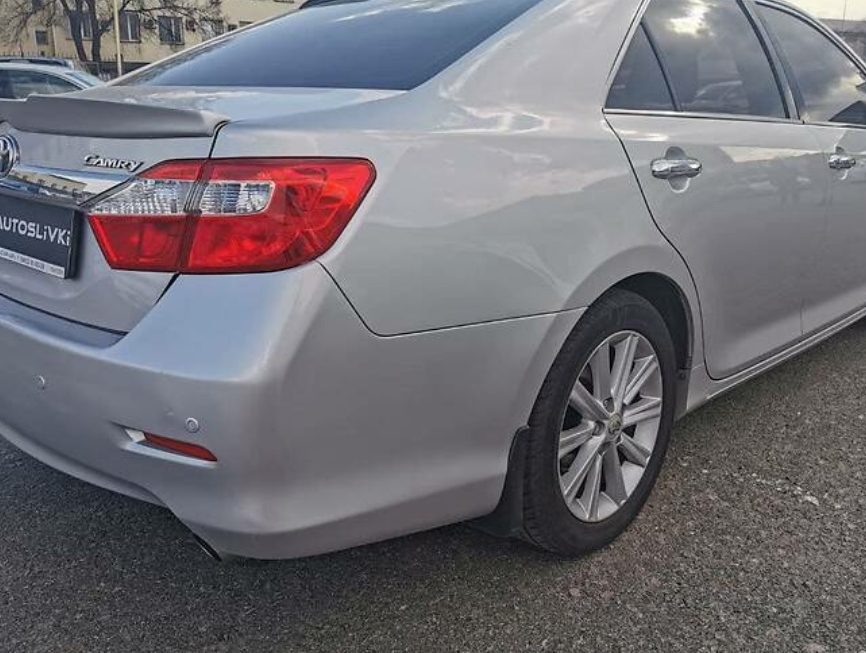 Toyota Camry 2012