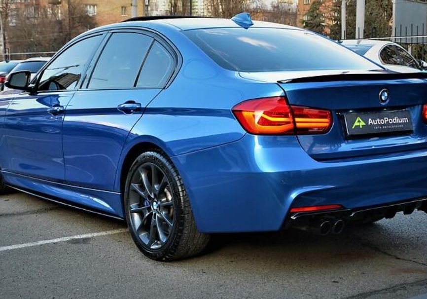 BMW 328 2016