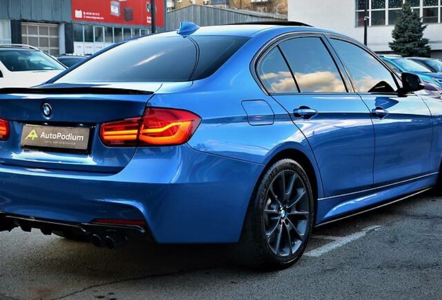 BMW 328 2016