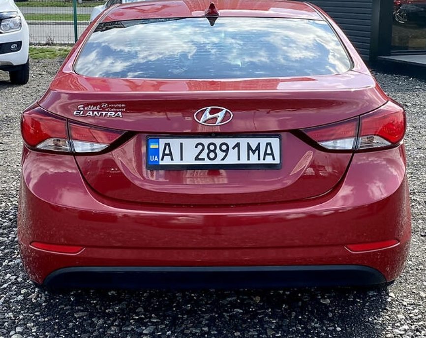 Hyundai Elantra 2015