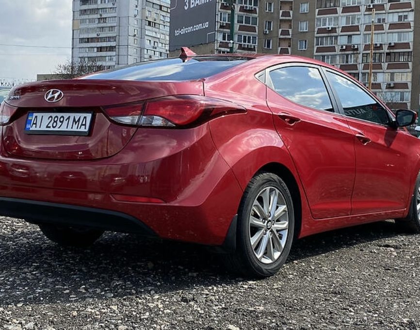 Hyundai Elantra 2015